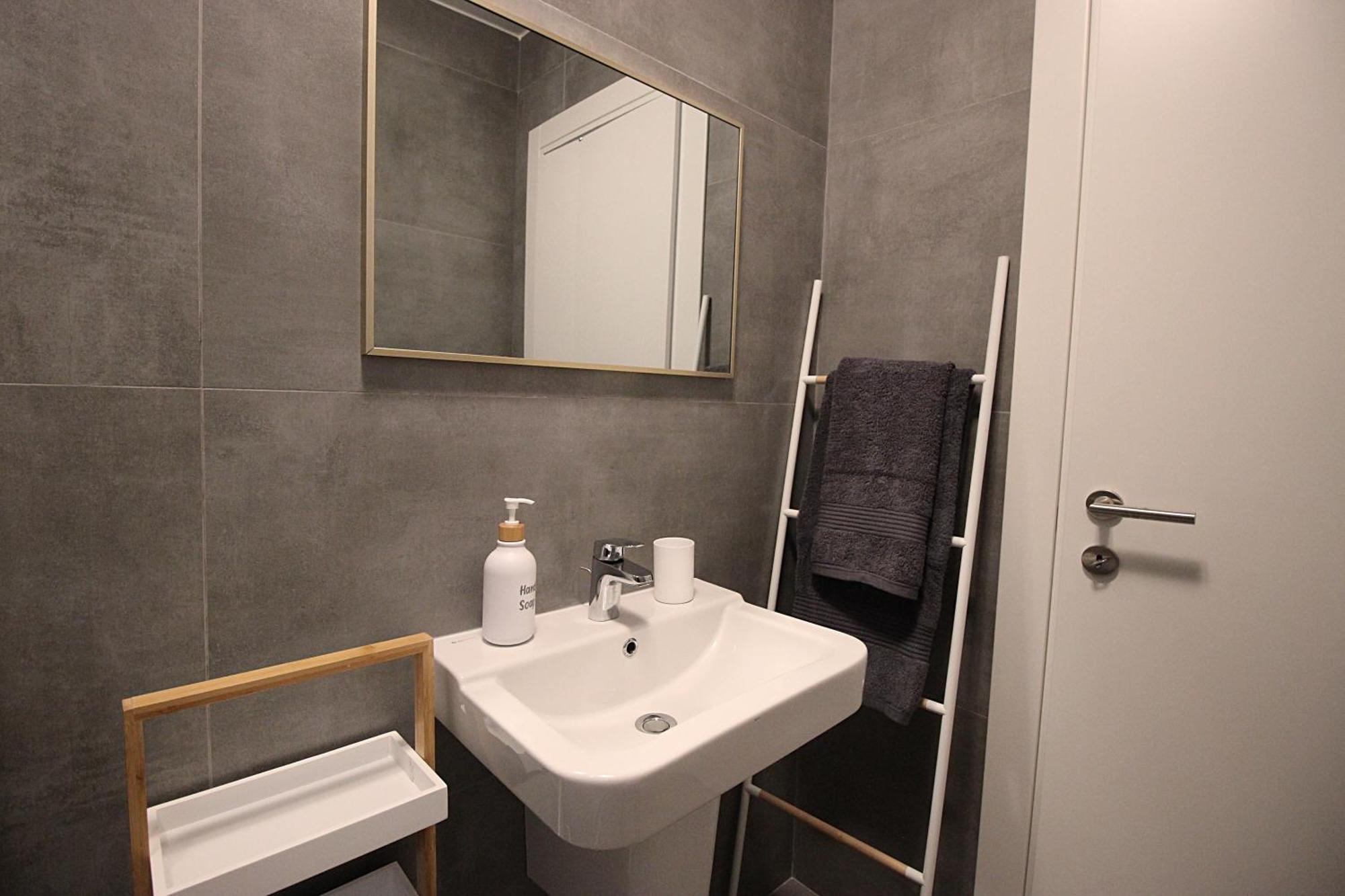 Modern & Spacious 2Br Penthouse With Terrace - Close To Qawra Beach 세인트폴스베이 외부 사진